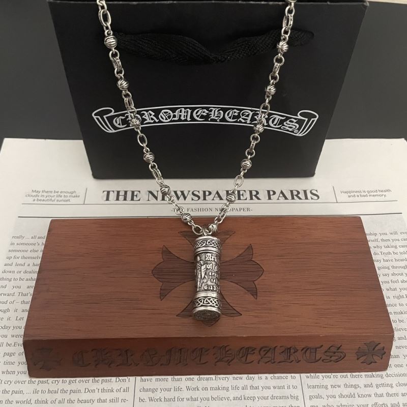 Ch**me He**ts necklaces